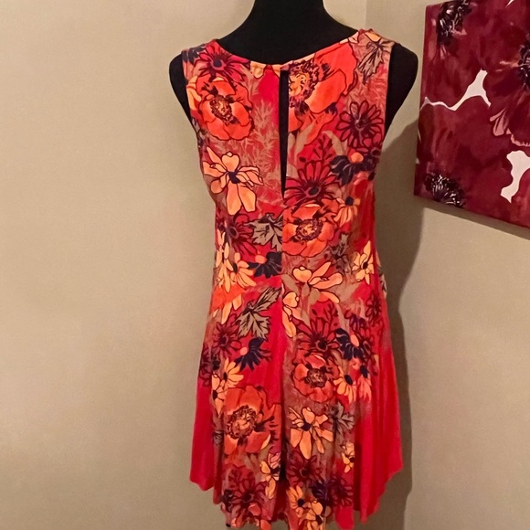 Free People Backyard Pimento Floral Printed Sleeveless Boho Tunic, size Small - Picture 4 of 6